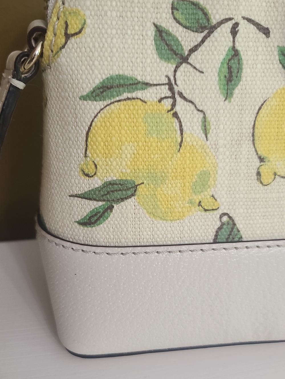 NWOT kate spade Cream Lemon-Print Crossbody - Picture 14 of 14